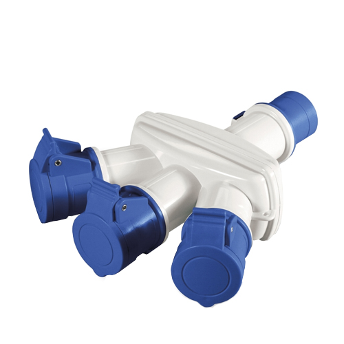 Adaptador múltiple IP44 2P+T 16A