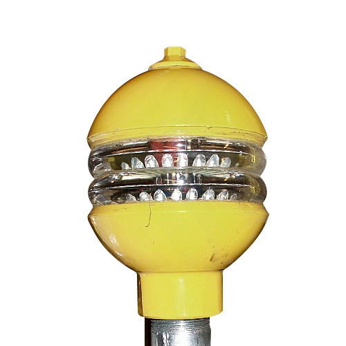 BALIZA DE BAJA INTENSIDAD MODELO 810