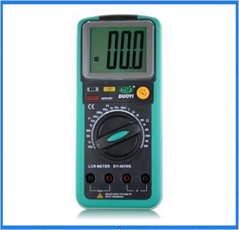 MEDIDOR DE INDUCT. CAPAC. Y RESIST DY4070G