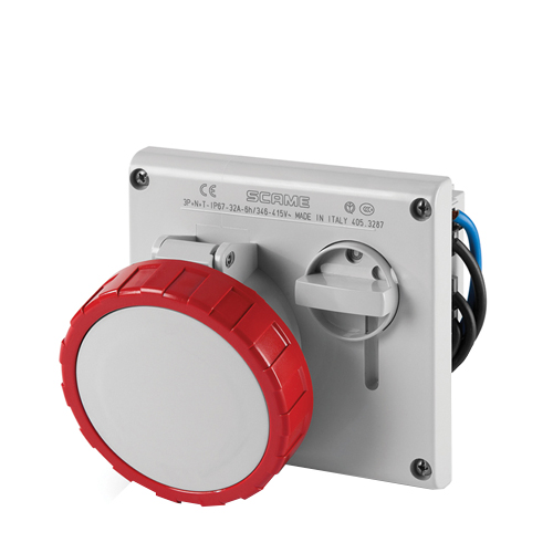 Toma con enclavamiento mecánico 3P+N+T 32A 380V