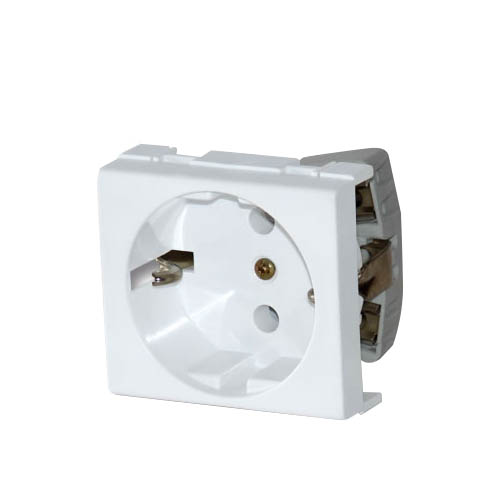 TOMAC.BIP.+TIER.16A.250VCA Bco. 20060