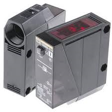 SENSOR FOTOEL. E3JM-R4M4US